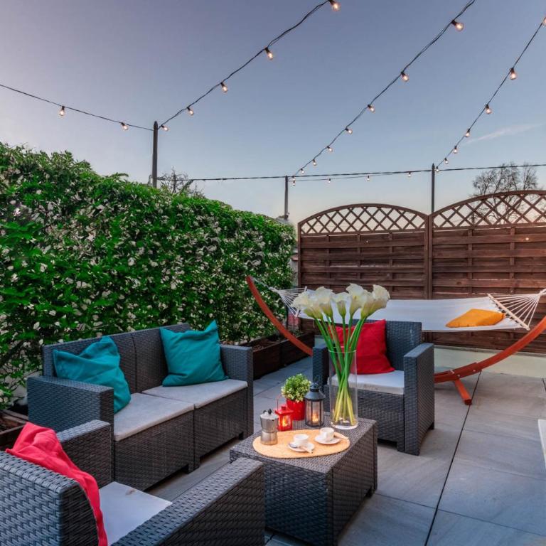 Casa Tofanelli, a Smart Apartment with Terrace - One-Bedroom Apartment - 6