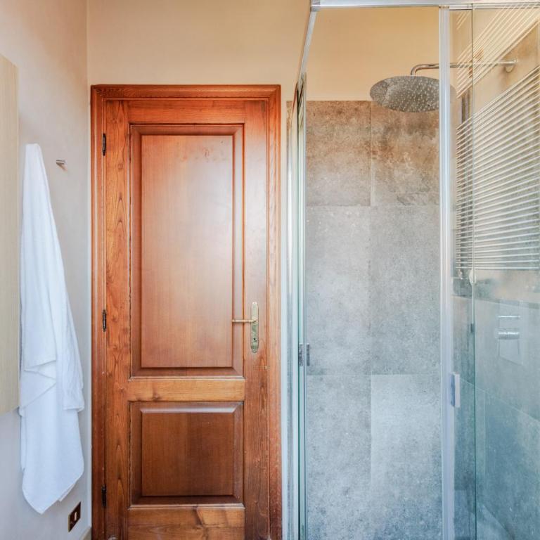 Casa Tofanelli, a Smart Apartment with Terrace - One-Bedroom Apartment - 24