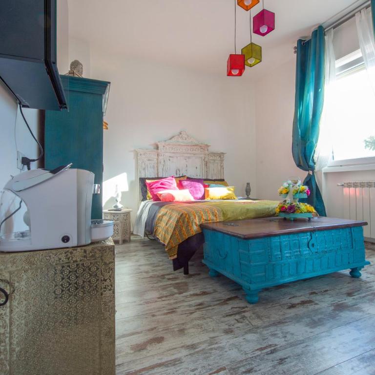 Letto e Latte Roma Guest House - Camera Matrimoniale con Bagno Privato - 2