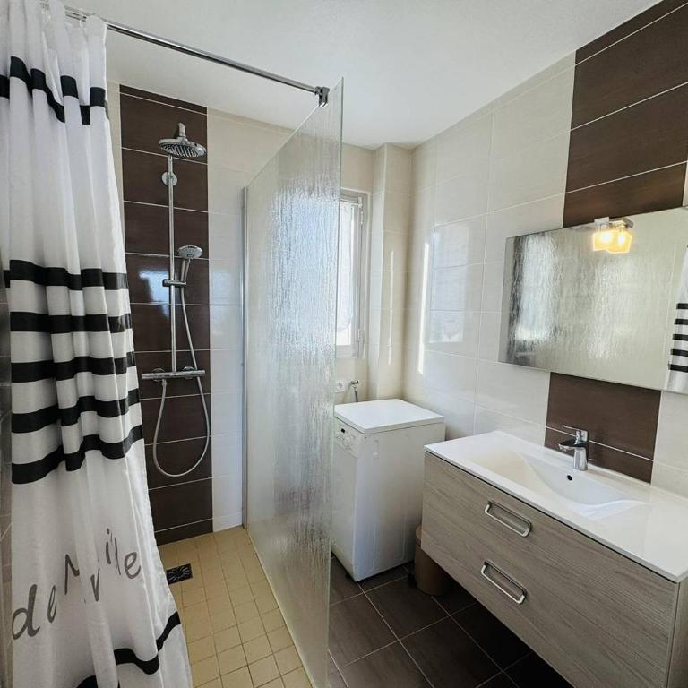 Spacieux 2 pièces vue mer, parking, wifi - Apartamento de 1 dormitorio con vistas al océano - 21
