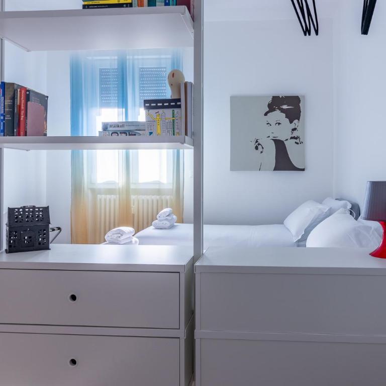 HouSmart Donato Creti 75 - Two-Bedroom Apartment - 5