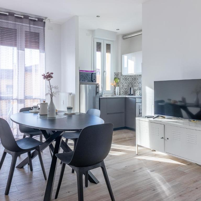HouSmart Donato Creti 75 - Two-Bedroom Apartment - 15