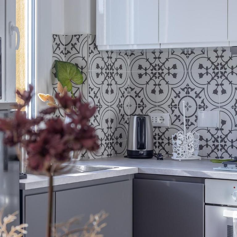 HouSmart Donato Creti 75 - Two-Bedroom Apartment - 16