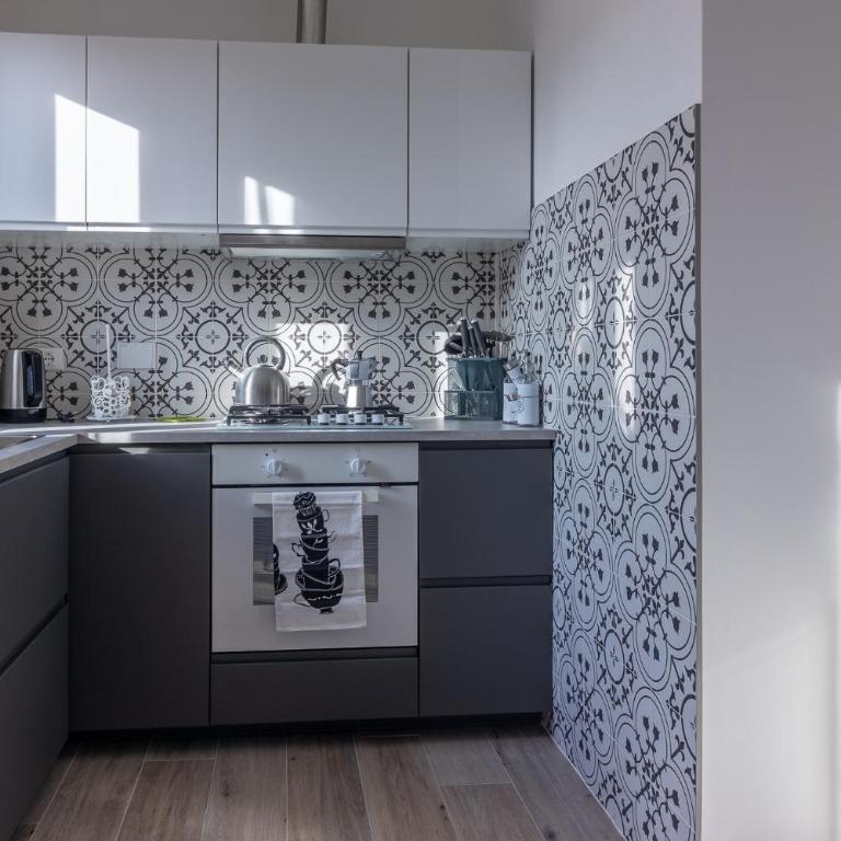 HouSmart Donato Creti 75 - Two-Bedroom Apartment - 20
