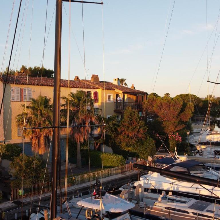 Ferienwohnung My-Port-Grimaud - One-Bedroom Apartment with Sea View and Balcony - 15