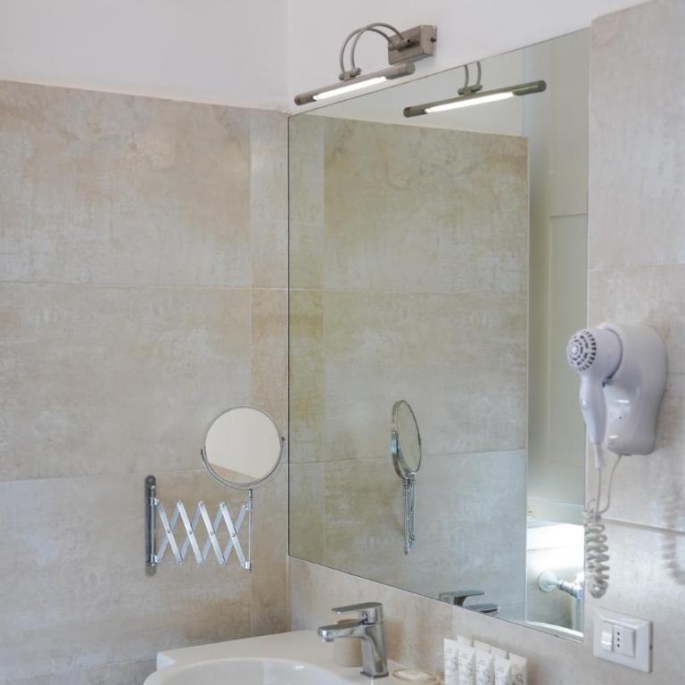 Affittacamere ALBA - Quadruple Room - 5