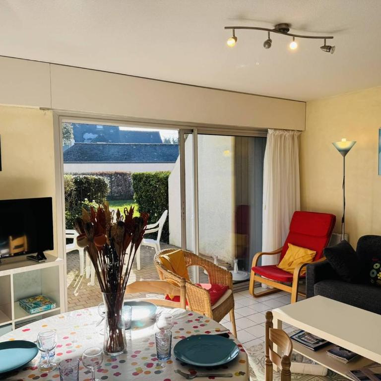 Agréable 2 pièces, piscine, parking, proche plage - Appartement 1 Chambre - Vue sur Jardin - 5