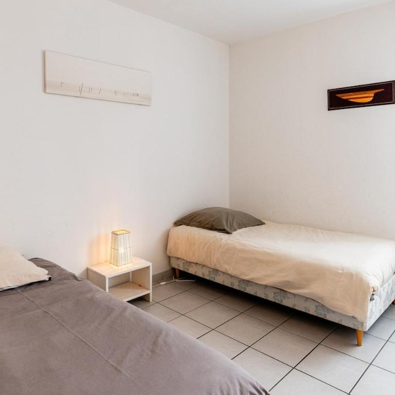 Maison de vacances Navarrosse - Maison 2 Chambres - 12