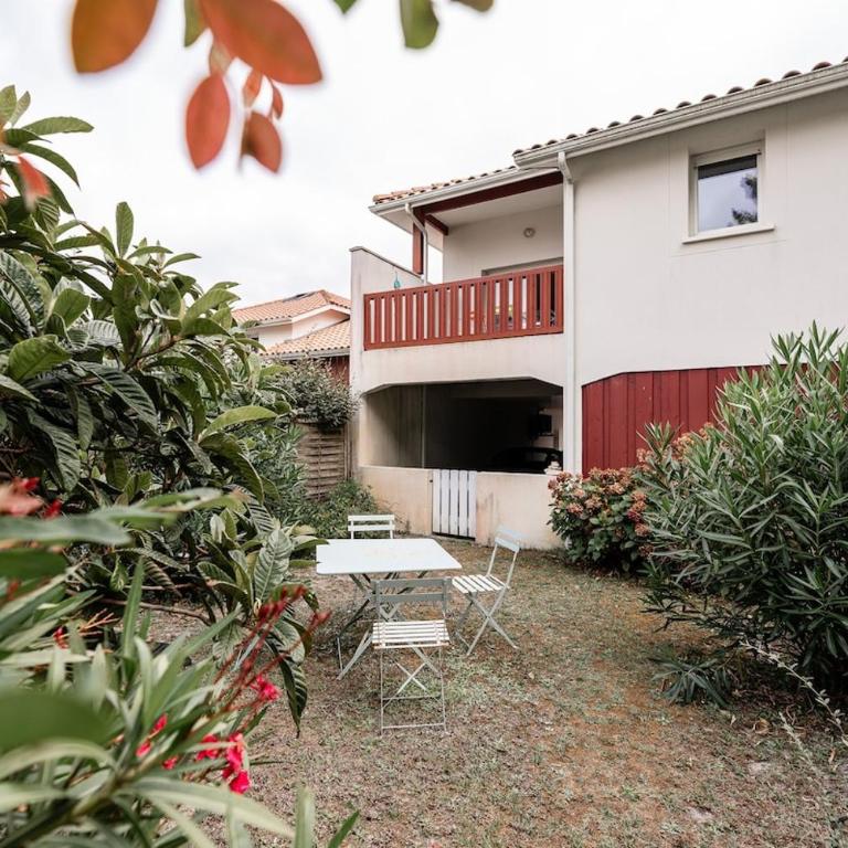 Maison de vacances Navarrosse - Maison 2 Chambres - 17