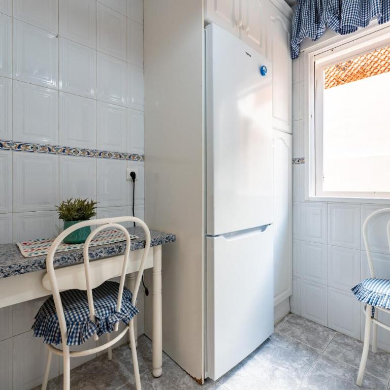 MalagaSuite Terrace & Parking Stay Fuengirola - Apartamento de 2 dormitorios con terraza - 12