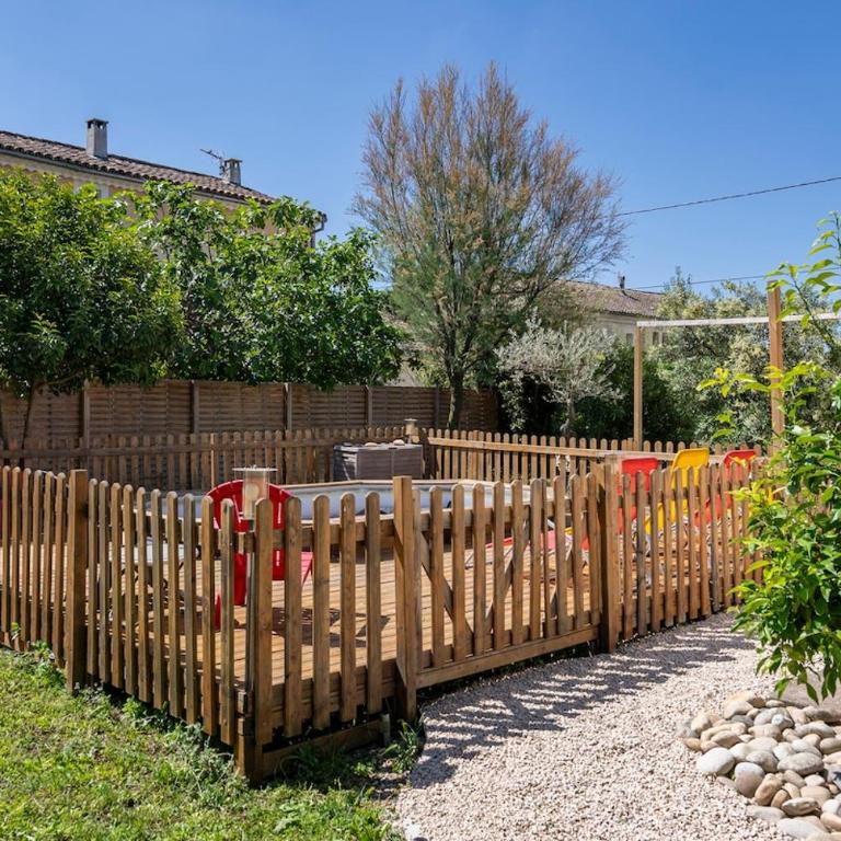Maison de Charme en Provence avec jardin et piscine - Maison 2 Chambres - 2