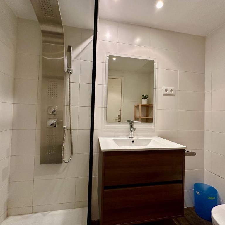 Spacious home in Bonanova - One-Bedroom Apartment - 14