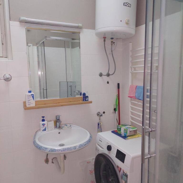 Apsolutna tisina - Apartman sa 3 Spavaće Sobe - 9