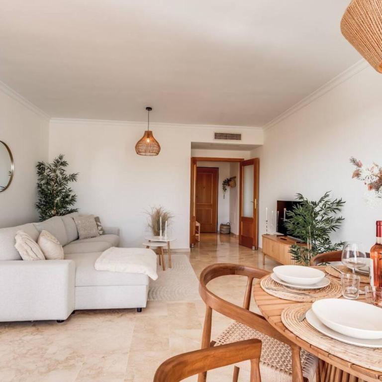 Beautiful Casita Near Lunymar Golf Course with Stunning Views - Apartamento - 2