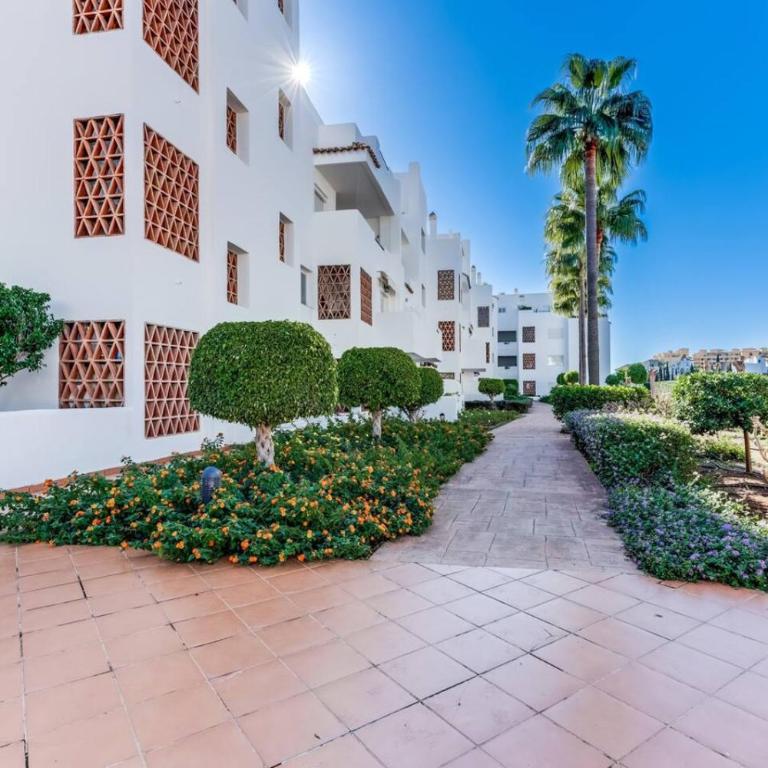 Beautiful Casita Near Lunymar Golf Course with Stunning Views - Apartamento - 30