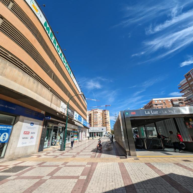 Apartamiento con naranjas - Apartamento de 3 dormitorios - 67