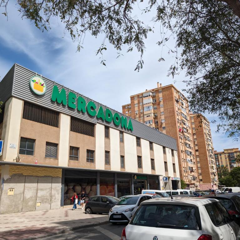 Apartamiento con naranjas - Apartamento de 3 dormitorios - 65