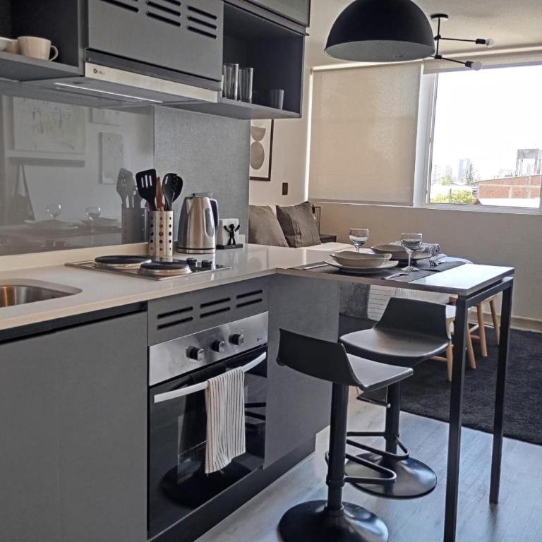 Comfortable and stylish fully equipped apartment just steps from the metro - One-Bedroom Apartment - 23