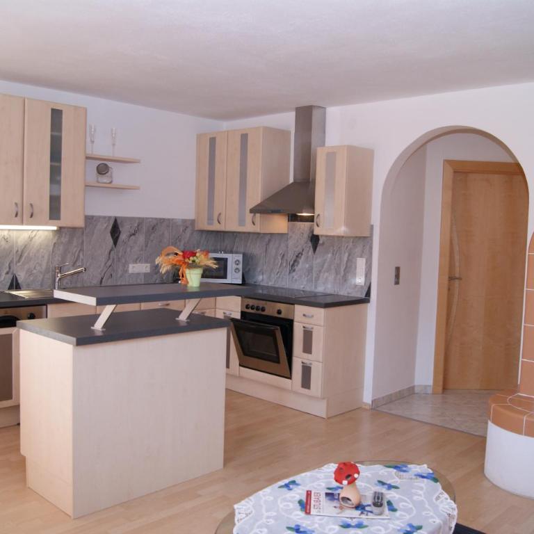 Haus Erika - Apartment mit Balkon - 1
