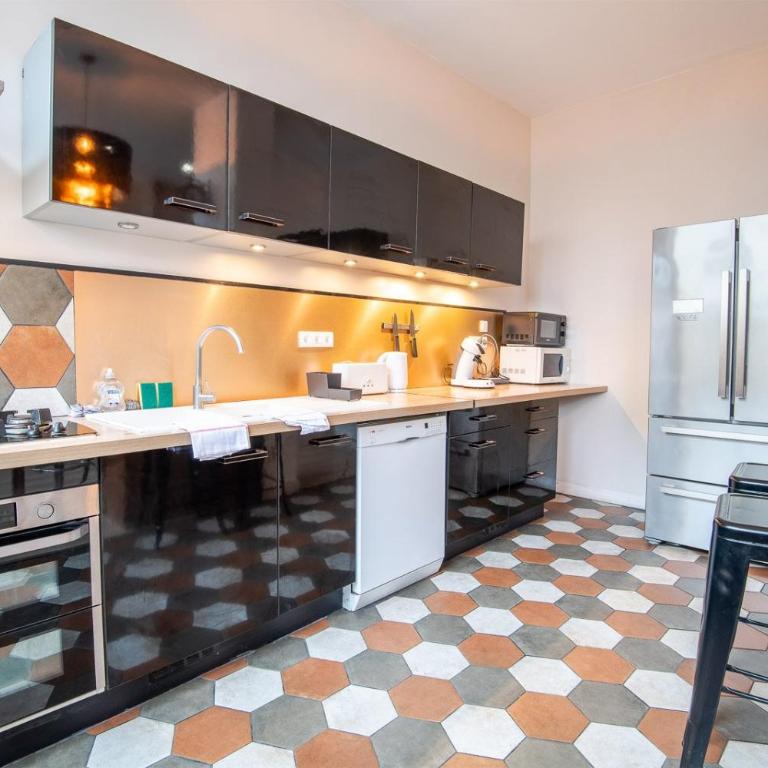 Le Pic-Paris - Standard Double Room with Shared Bathroom - 2