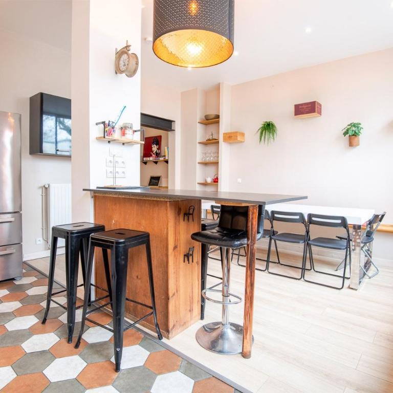Le Pic-Paris - Standard Double Room with Shared Bathroom - 6