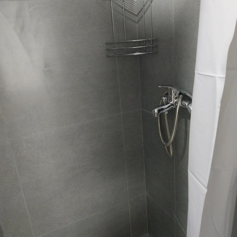 New Belgrade Apartman - Near the Airport - One-Bedroom Apartment - 8