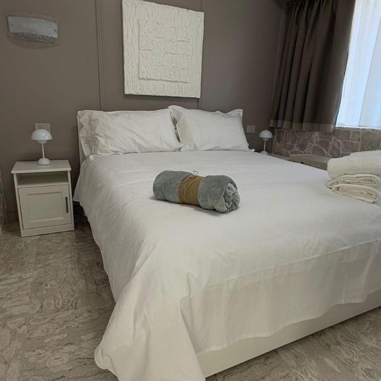 Stone House - Quadruple Room with Private Bathroom - 2