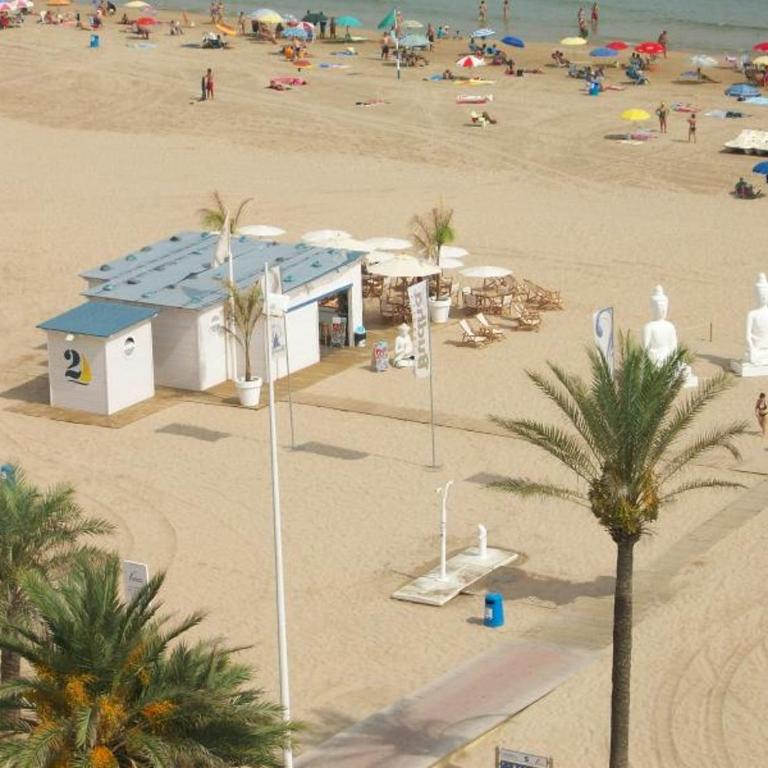 PRIMERA LINEA DE PLAYA con garaje - Apartamento de 2 dormitorios con balcón y vistas al mar - 5