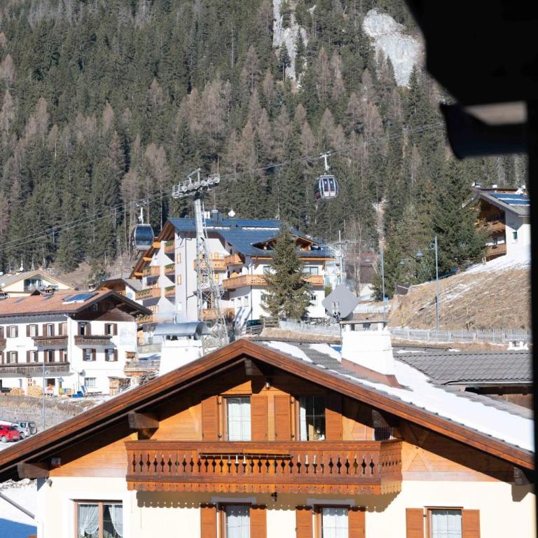 Cesa Malvi - Appartamento con 2 Camere da Letto e Balcone - 13