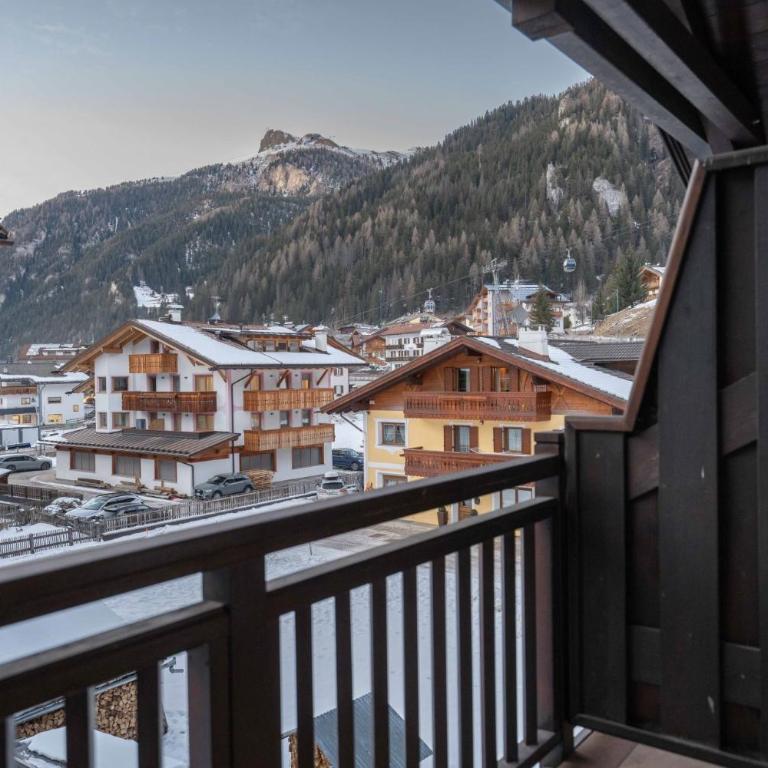 Cesa Malvi - Appartamento con 2 Camere da Letto e Balcone - 10