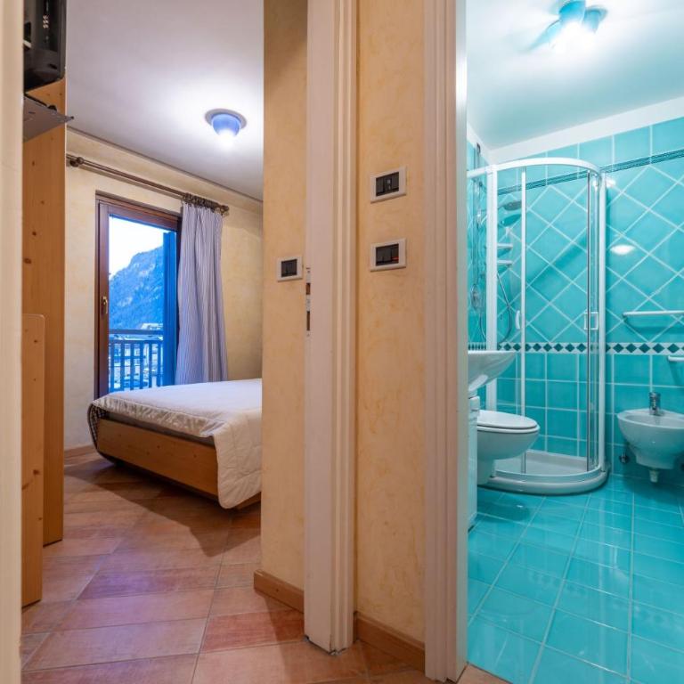 Cesa Malvi - Appartamento con 2 Camere da Letto e Balcone - 5