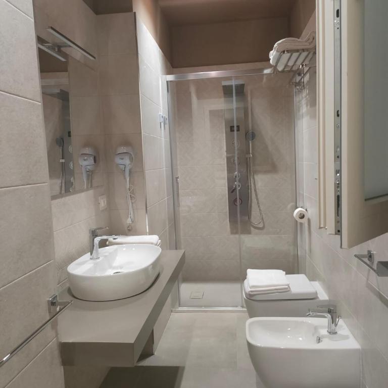 Malva B&B - Double Room with Private Bathroom - 8