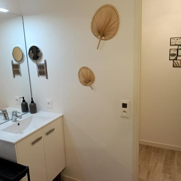 Le Portet avec parking privé - Appartement 1 Chambre - 13