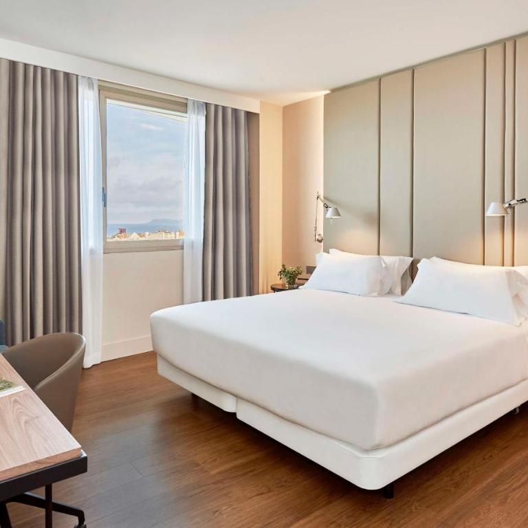 NH Alicante - Junior Suite with View - 2
