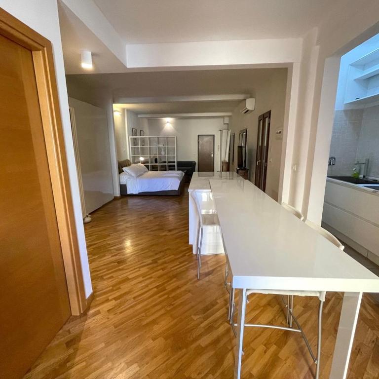 Loft del Pratello - Apartment with Balcony - 23