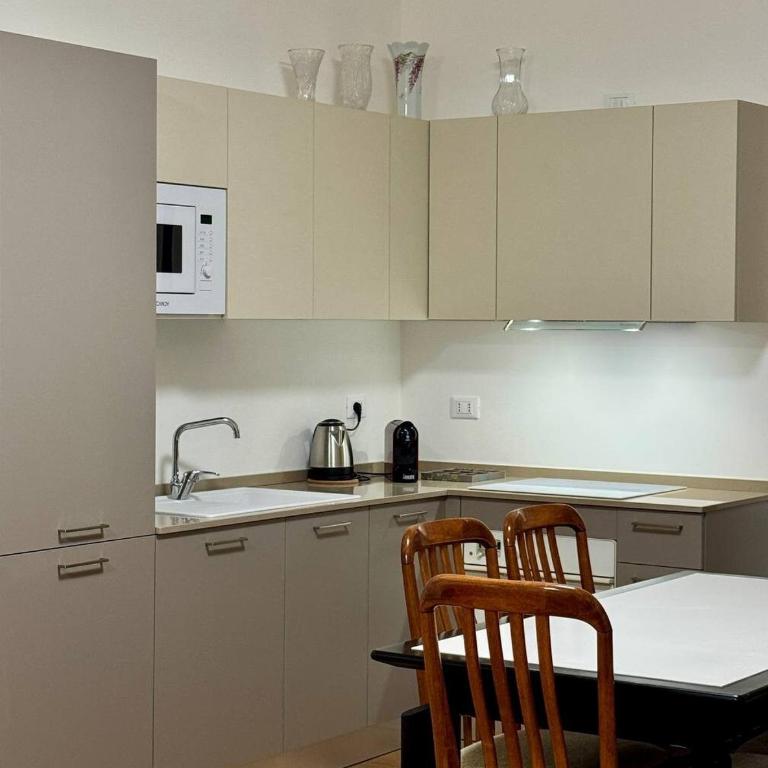 3 Rooms - 3 Bath - Bright Modern Apartment - Appartamento Deluxe con 3 Camere da Letto - 25