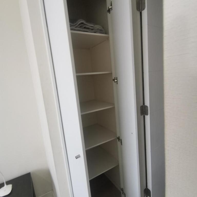 Cercano al Metro L1 Mutual y terminal de pasajeros - Apartamento de 2 dormitorios - 6