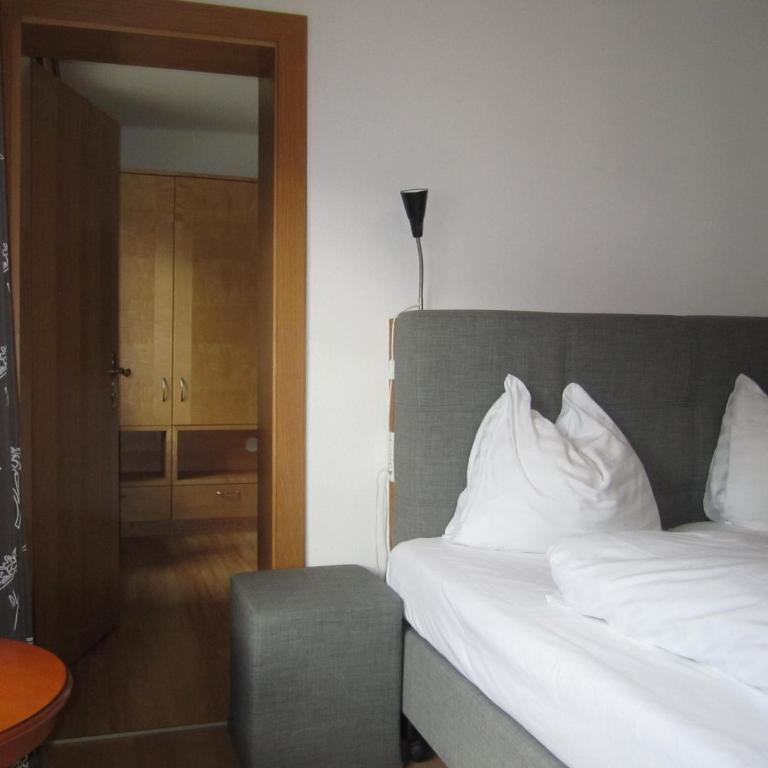 Gasthof Fair - Familienzimmer mit Balkon - 1