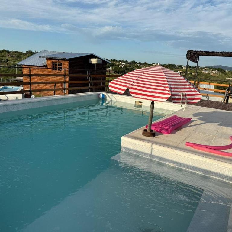 Casa en Tanti con pileta - Casa de 2 dormitorios - 14