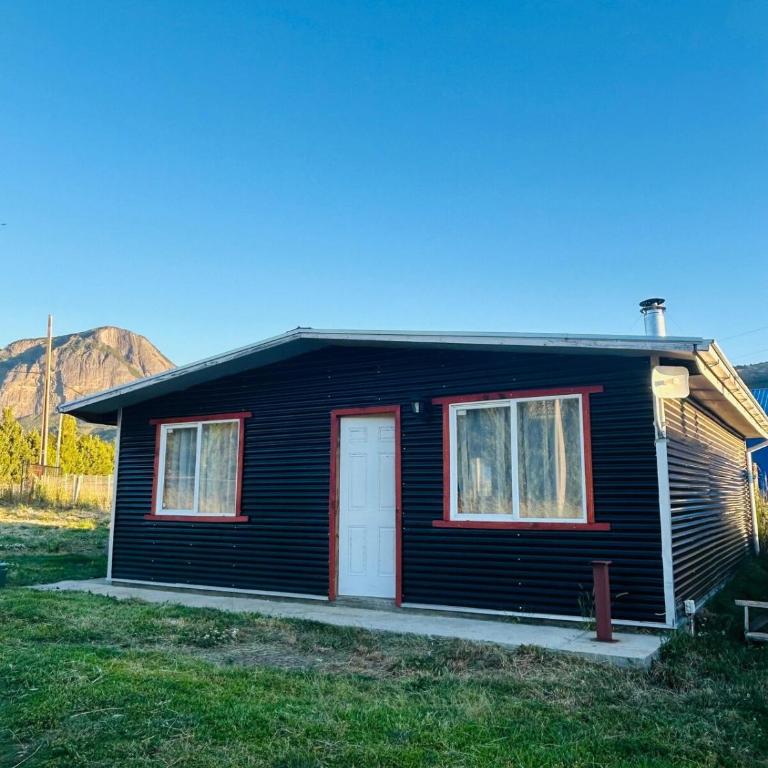 Acogedora Casa en Coyhaique Alto - Two-Bedroom House - 1