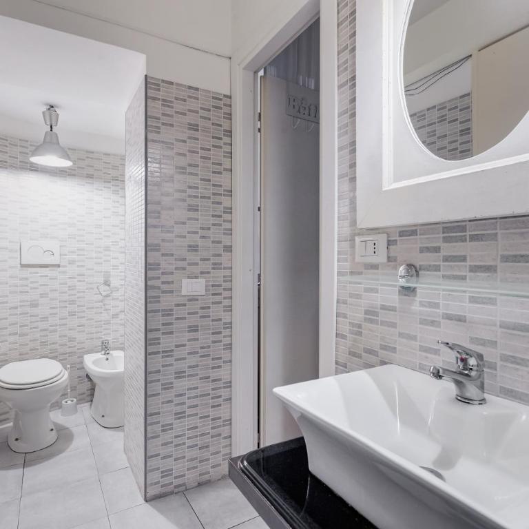 Centro Roma Trastevere Lovely House - Two-Bedroom Apartment - 22