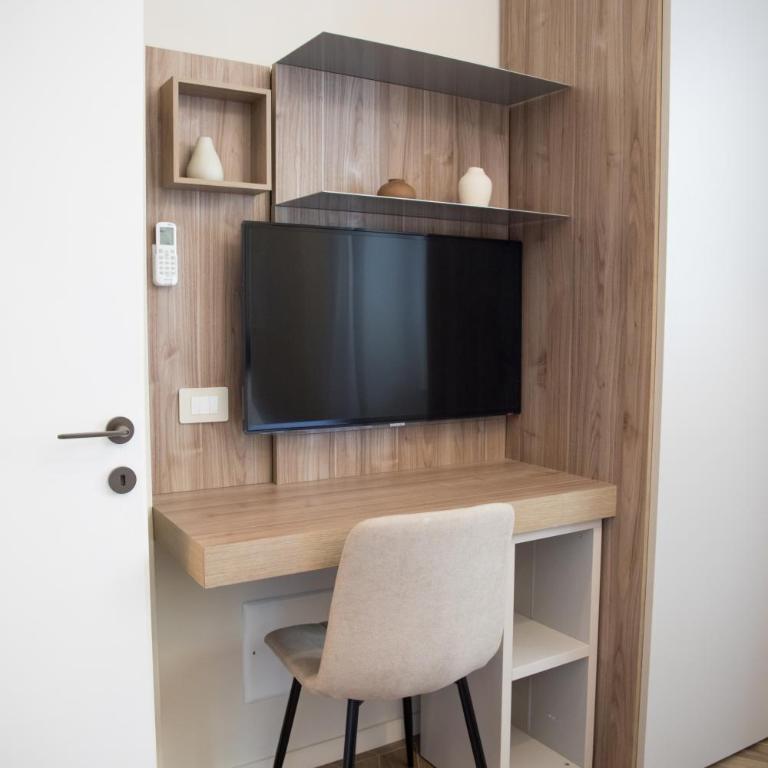 Ghirlanda House - Two-Bedroom Apartment - 27