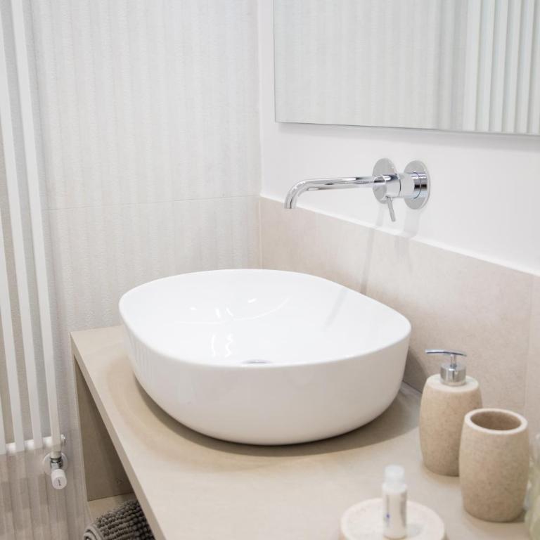 Ghirlanda House - Two-Bedroom Apartment - 30