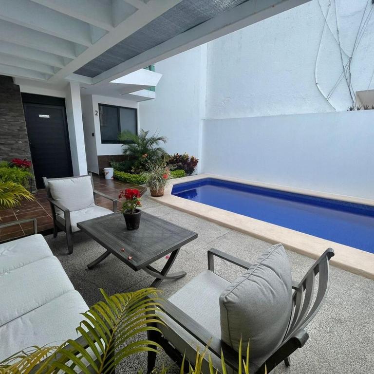 Apartamento en PB con piscina a poca distancia de la playa - Two-Bedroom Apartment - 19