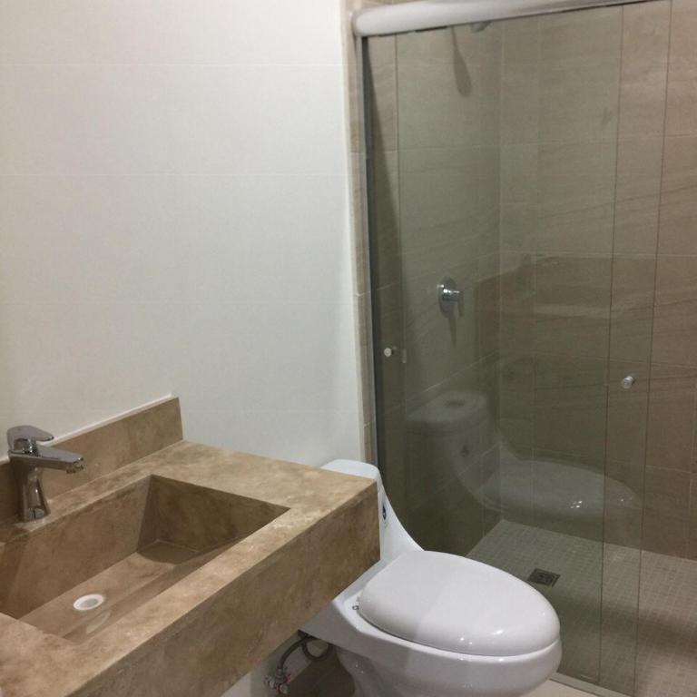 Apartamento en PB con piscina a poca distancia de la playa - Two-Bedroom Apartment - 20