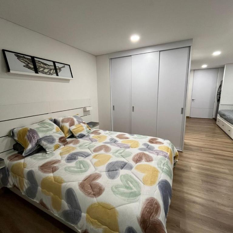 Loft moderno con vista al centro y Monserrate - Apartamento Estudio con balcón - 1