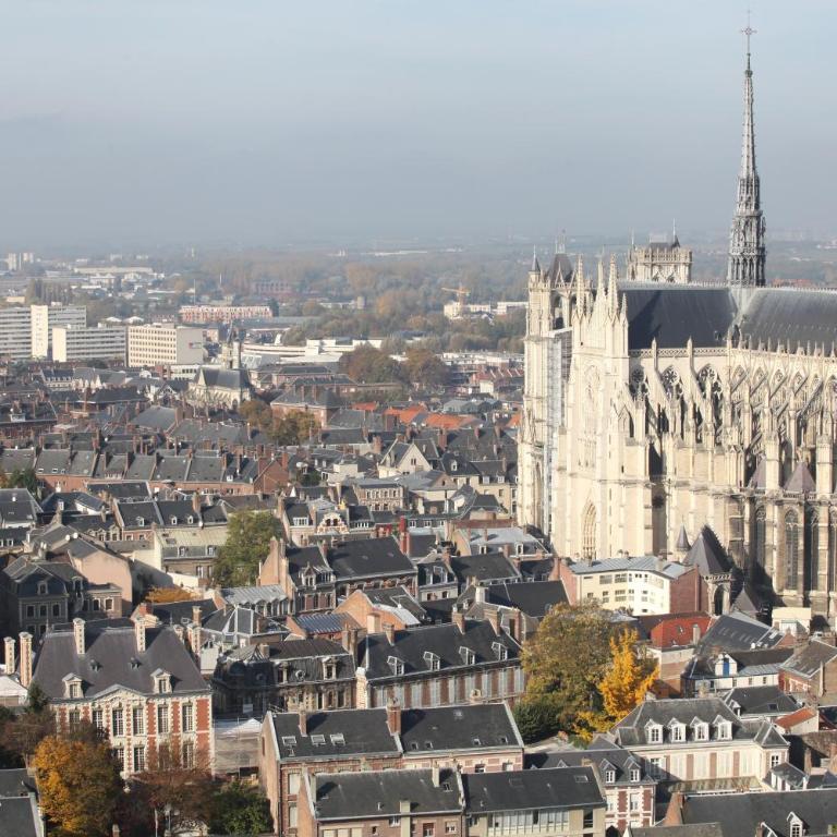 Le 360 TOUR PERRET 19eme PANORAMA 4 ETOILES - Appartement Deluxe - 57