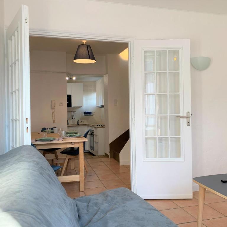 Appart'Village Le vieux Vichy centre T1,T2,T3 - Parking - Thermes - Appartamento Deluxe con 2 Camere da Letto - 11