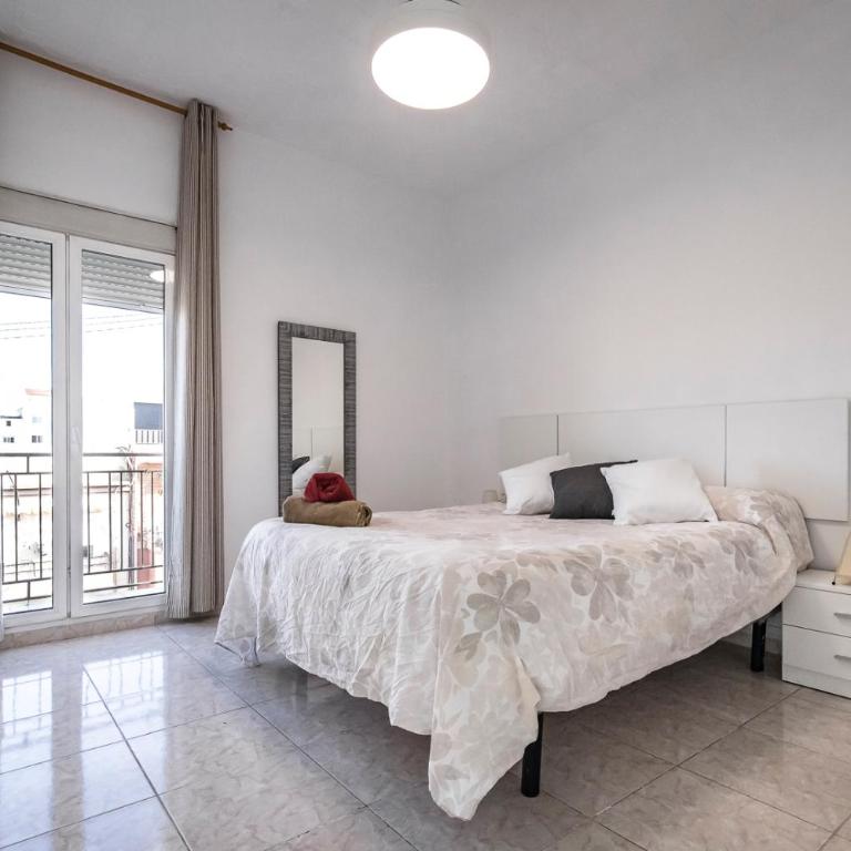 Penthouse with Terrace in the Heart of Valencia - Three-Bedroom Apartment - 6