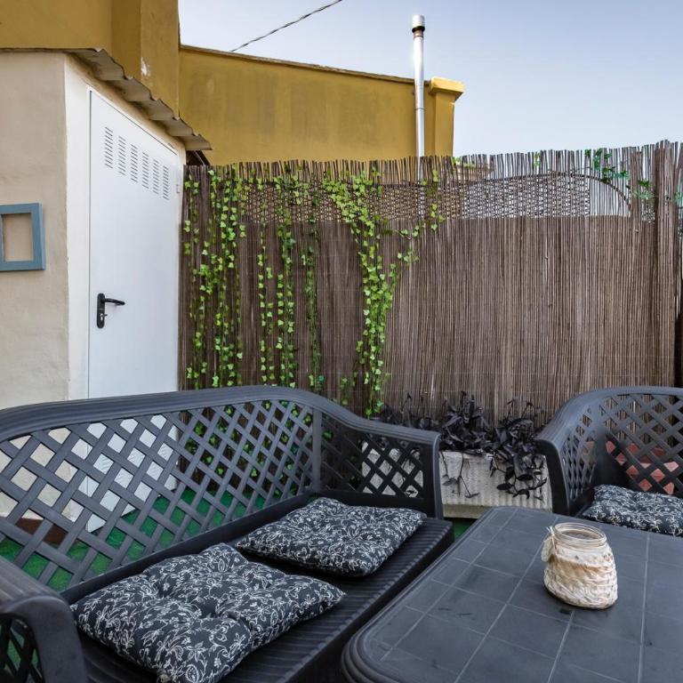 Penthouse with Terrace in the Heart of Valencia - Three-Bedroom Apartment - 36